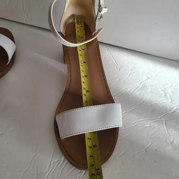 Zara Trafaluc white sandals sz.38 - Picture 6 of 7